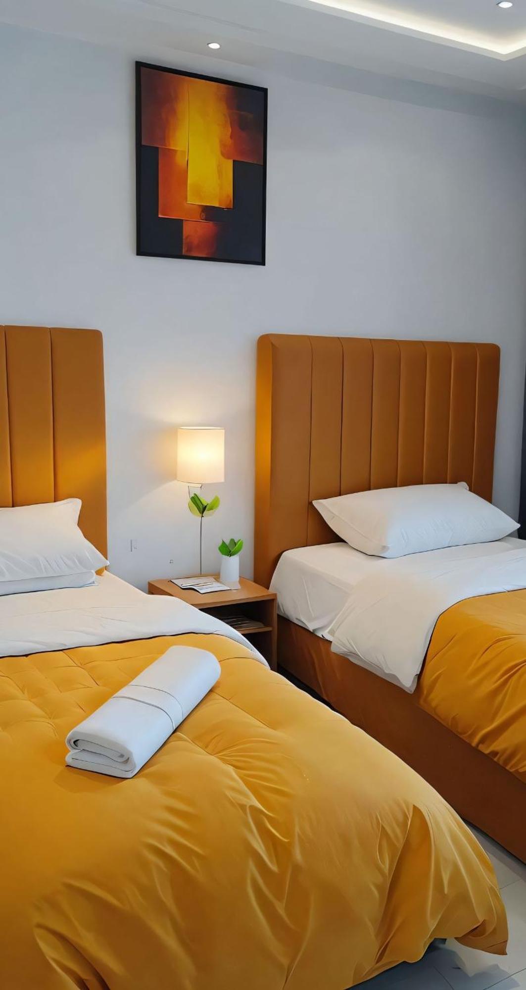 Moderne Appartement Au Plein Centre-Ville En Face Hilton & La Gare De Train Tgv Avec Climatisation Tanger Exteriör bild